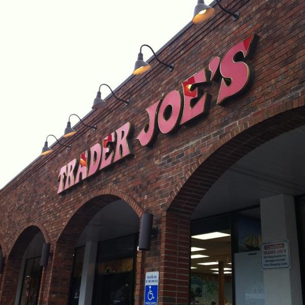 Trader Joe's乔氏连锁诺沃克店 康乃狄克州达里恩市老国王大道南路436号