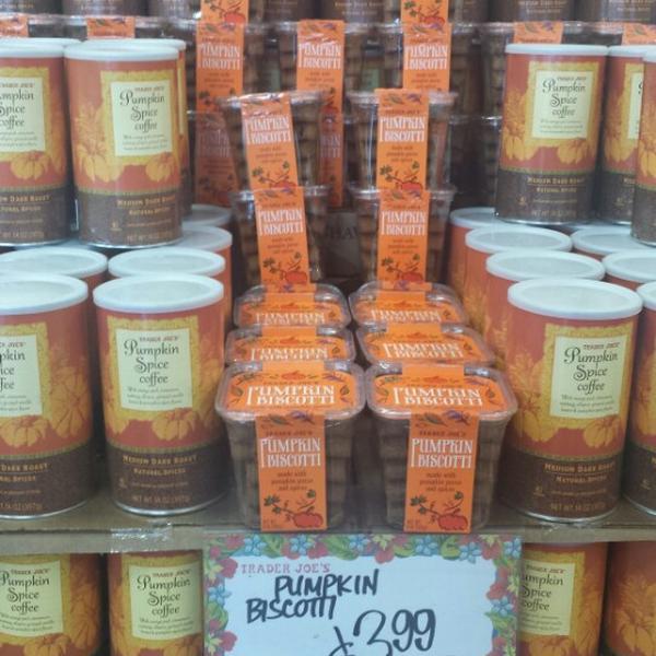 Photo taken at Trader Joe's by Raquel R. on 10/12/2014-美国内华达州亨德森东部大道南10345 Photo taken at Trader Joe's by Raquel R. on 10/12/2014