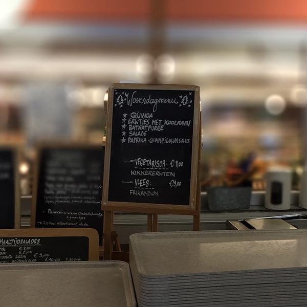 Photo taken at Bio-Planet by Tom A. on 12/10/2014