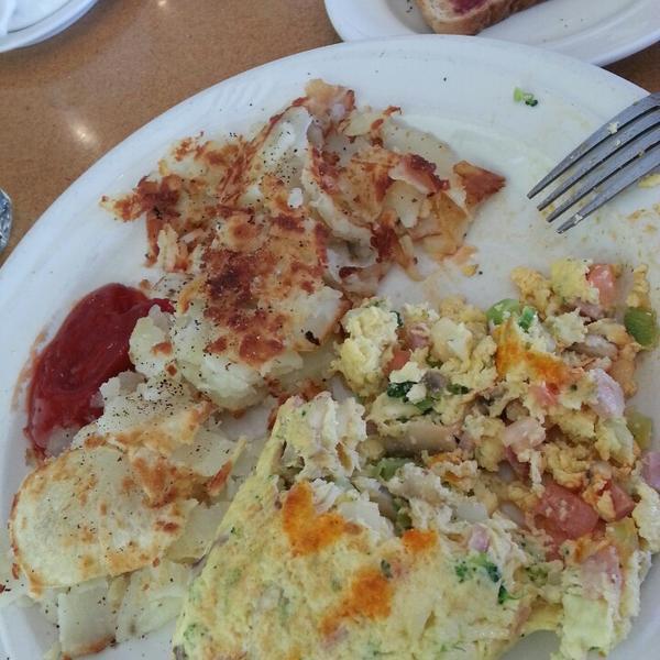 Photo taken at Trader Joe's by Mayette G. on 4/26/2013