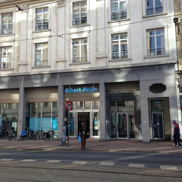 Photo taken at Albert Heijn by Rikkiesixtysix . on 2/10/2013