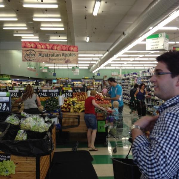 Woolworths超市阿德莱德店 南澳洲坎伯兰公园古德伍德路366号Woolworths超市