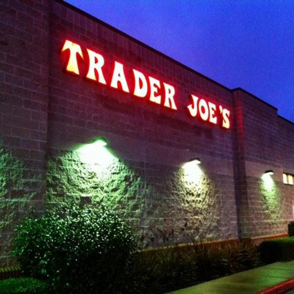 Trader Joe's乔氏连锁尤金店 奥勒冈尤金奥克韦中央85（在奥克芒路）