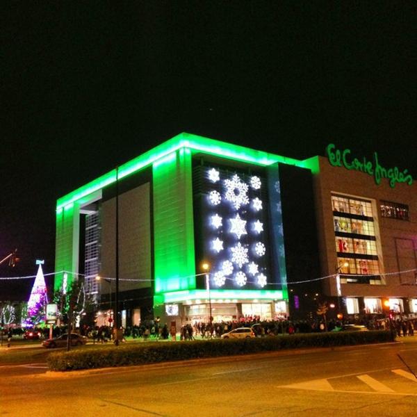 Photo taken at El Corte Inglés by Franvat on 11/23/2012