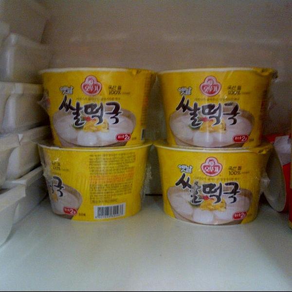 Photo taken at 홈플러스 (Home plus) by simply LANG™ on 10/14/2013-首尔东大门区千户大路133号 (龙头洞,Homeplus东大门店) Photo taken at 홈플러스 (Home plus) by simply LANG™ on 10/14/2013