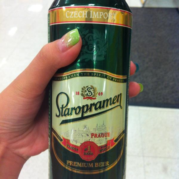 Photo taken at 이마트 (e-mart) by Jihye K. on 5/30/2013