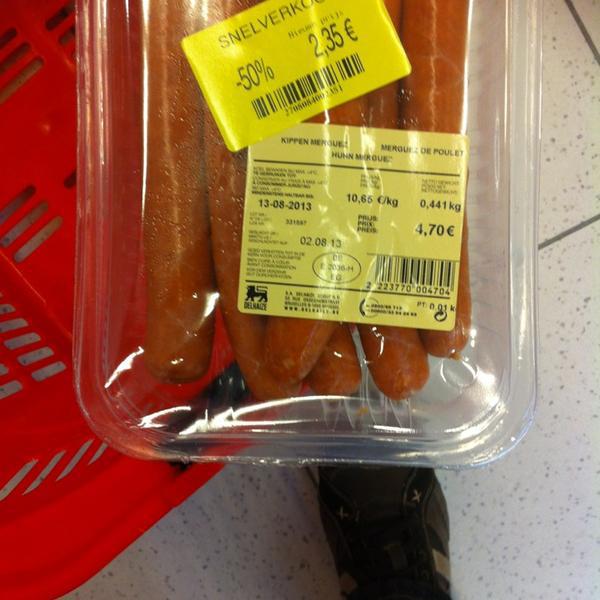 Photo taken at Proxy Delhaize by Bart W. on 8/13/2013