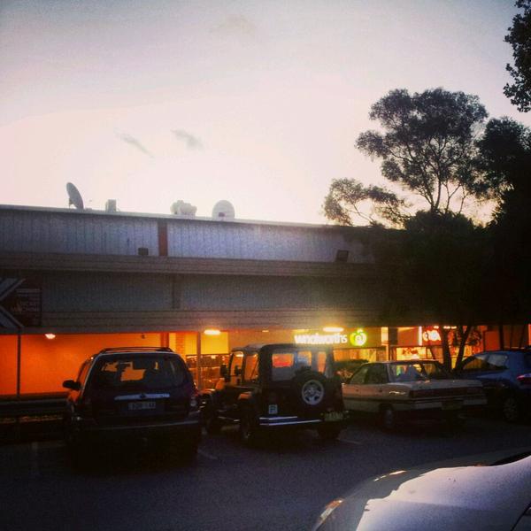 澳大利亚当地人的购物地点Woolworths超市悉尼店图片库 澳大利亚当地人的购物地点Woolworths超市悉尼店图片库