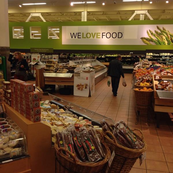 Photo taken at Loblaws by Heather T. on 10/26/2013