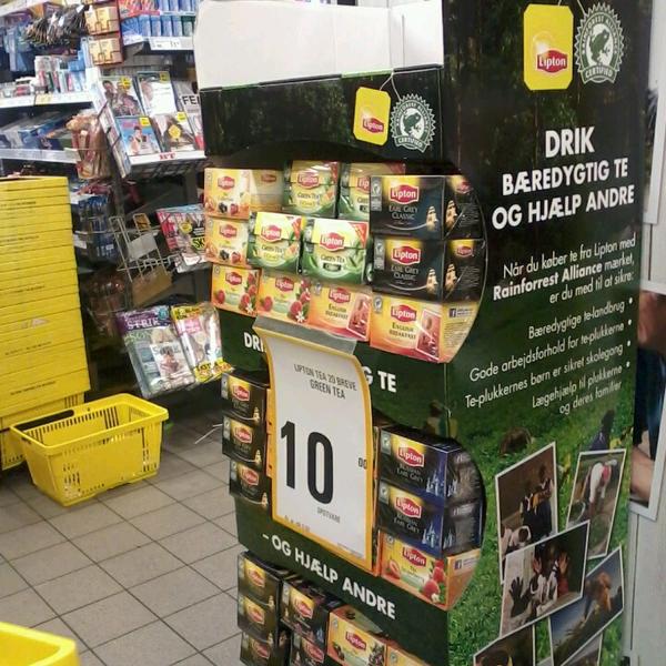 Photo taken at Netto by Rose D. on 9/14/2013