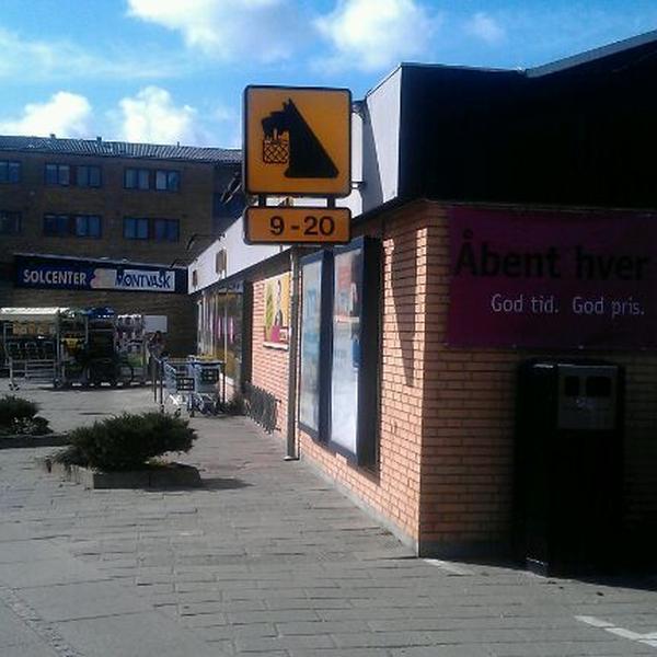 Photo taken at Netto by Simon L. on 3/29/2012