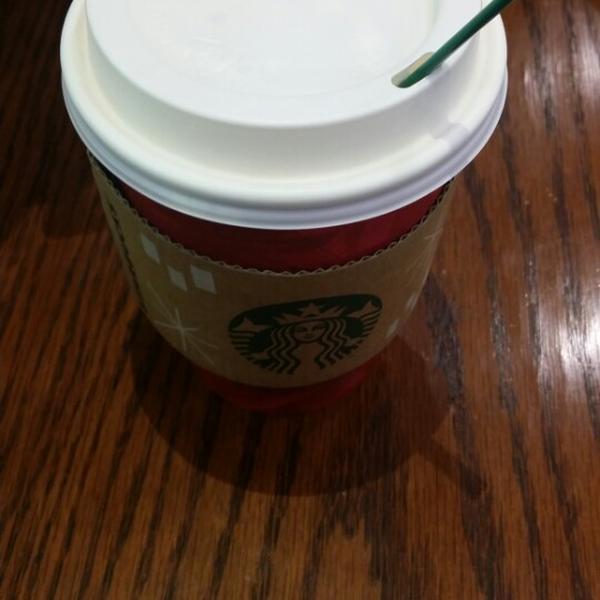 Photo taken at 이마트 (e-mart) by Nam 야. on 12/21/2014-庆尚北道浦项市10易买得超市 Photo taken at 이마트 (e-mart) by Nam 야. on 12/21/2014