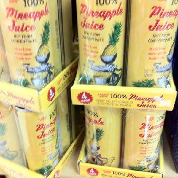 Photo taken at Trader Joe's by James T. on 9/8/2012-美国加利福尼亚州科斯塔梅萨波莫纳大道640 Photo taken at Trader Joe's by James T. on 9/8/2012