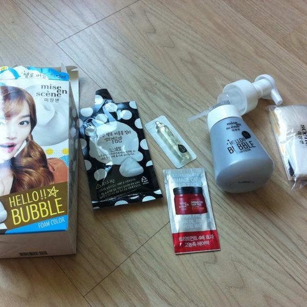 Photo taken at 올리브영 (OLIVE YOUNG) by Stella K. on 5/22/2014-首尔江南区狎鸥亭50号 OliveYoung美妆店 Photo taken at 올리브영 (OLIVE YOUNG) by Stella K. on 5/22/2014