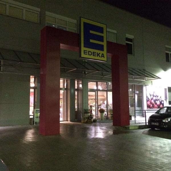 Photo taken at EDEKA-Center Gronemann by Tino S. on 10/15/2013