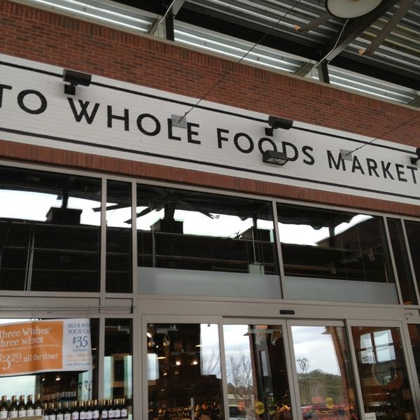Photo taken at Whole Foods Market by Angela L. on 3/2/2013-美国弗吉尼亚州格伦 - 阿伦西广场街11173 Photo taken at Whole Foods Market by Angela L. on 3/2/2013