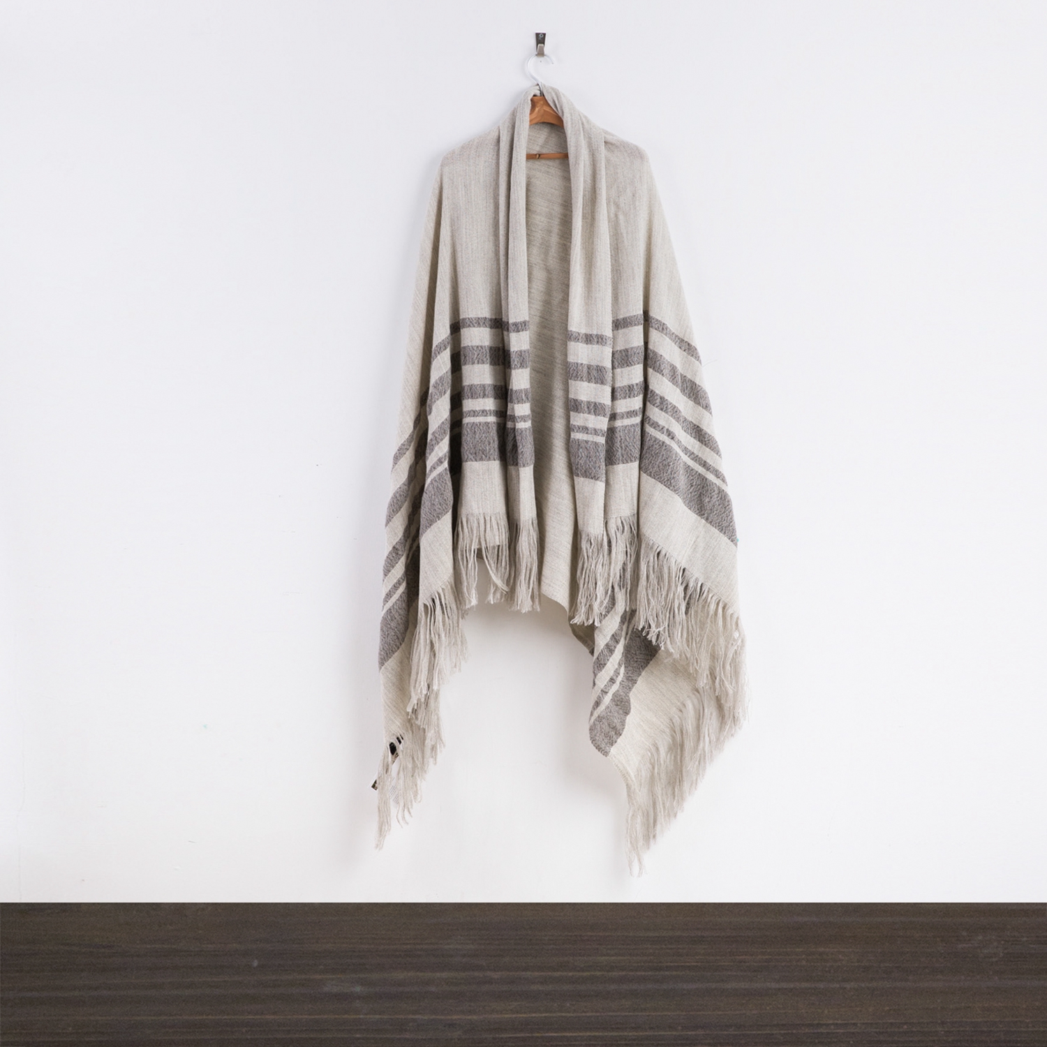 新西兰进口开衫披肩-原装进口开衫披肩-Stansborough苏丹大毛毯/披肩 - 开衫披肩 新西兰进口开衫披肩-原装进口开衫披肩-Stansborough苏丹大毛毯/披肩 - 开衫披肩