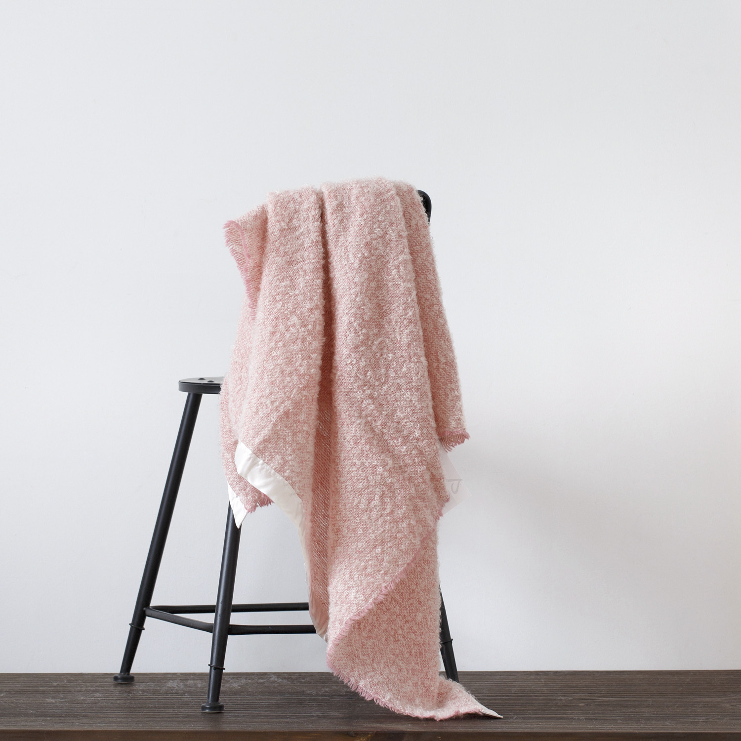 新西兰进口空调毯子-进口空调毯子-Stansborough雪宝宝加缎毯子 - 空调毯子 新西兰进口空调毯子-进口空调毯子-Stansborough雪宝宝加缎毯子 - 空调毯子