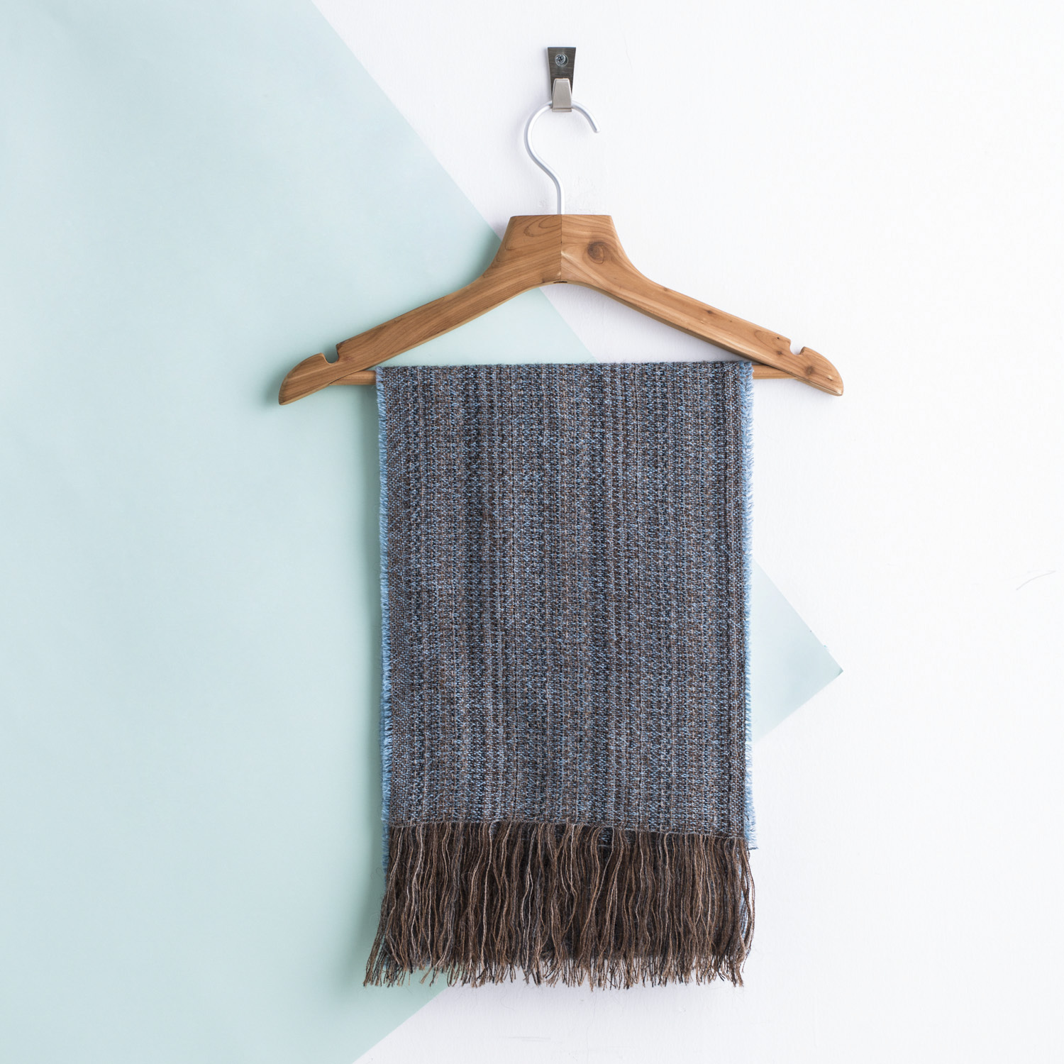 新西兰进口黑色羊绒围巾-Stansborough棕色编织围巾