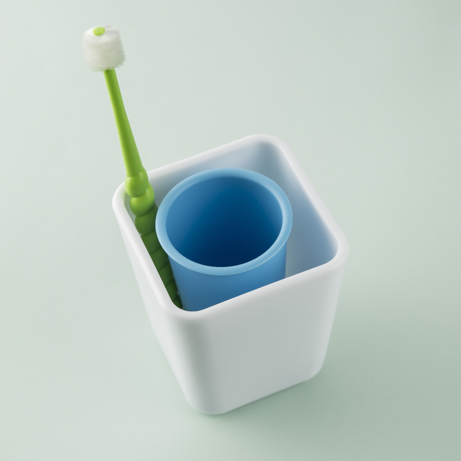 韩国进口牙刷牙膏杯-韩国ZEEBE方杯形状牙刷牙膏杯1个装