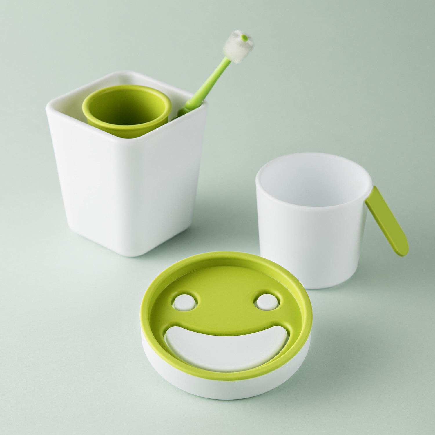 韩国进口牙刷杯套装-韩国ZEEBE漱口杯+牙膏牙刷杯+肥皂盒3个套装