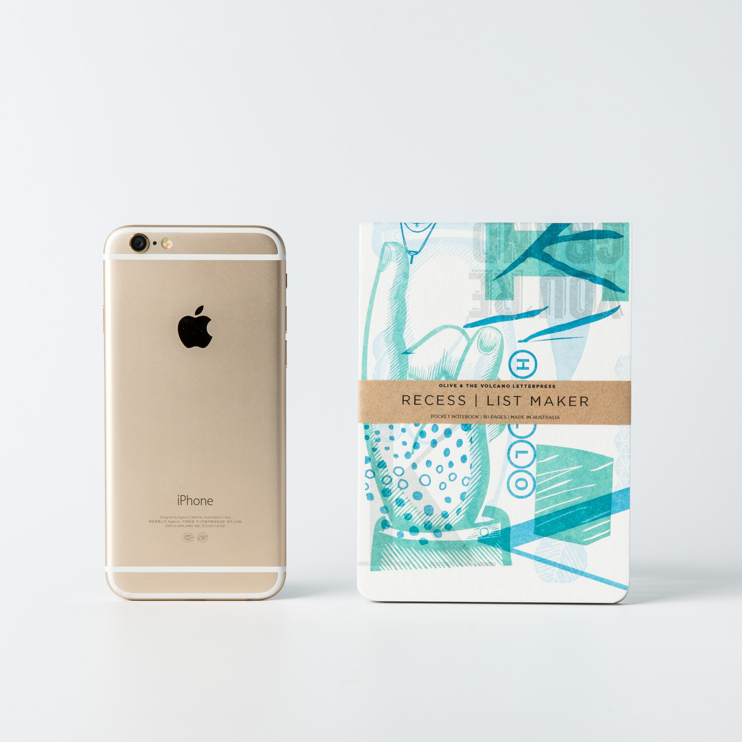 澳大利亚进口小型口袋笔记本-Olive and the Volcano凸版印刷口袋笔记本A6（多色，多图案）