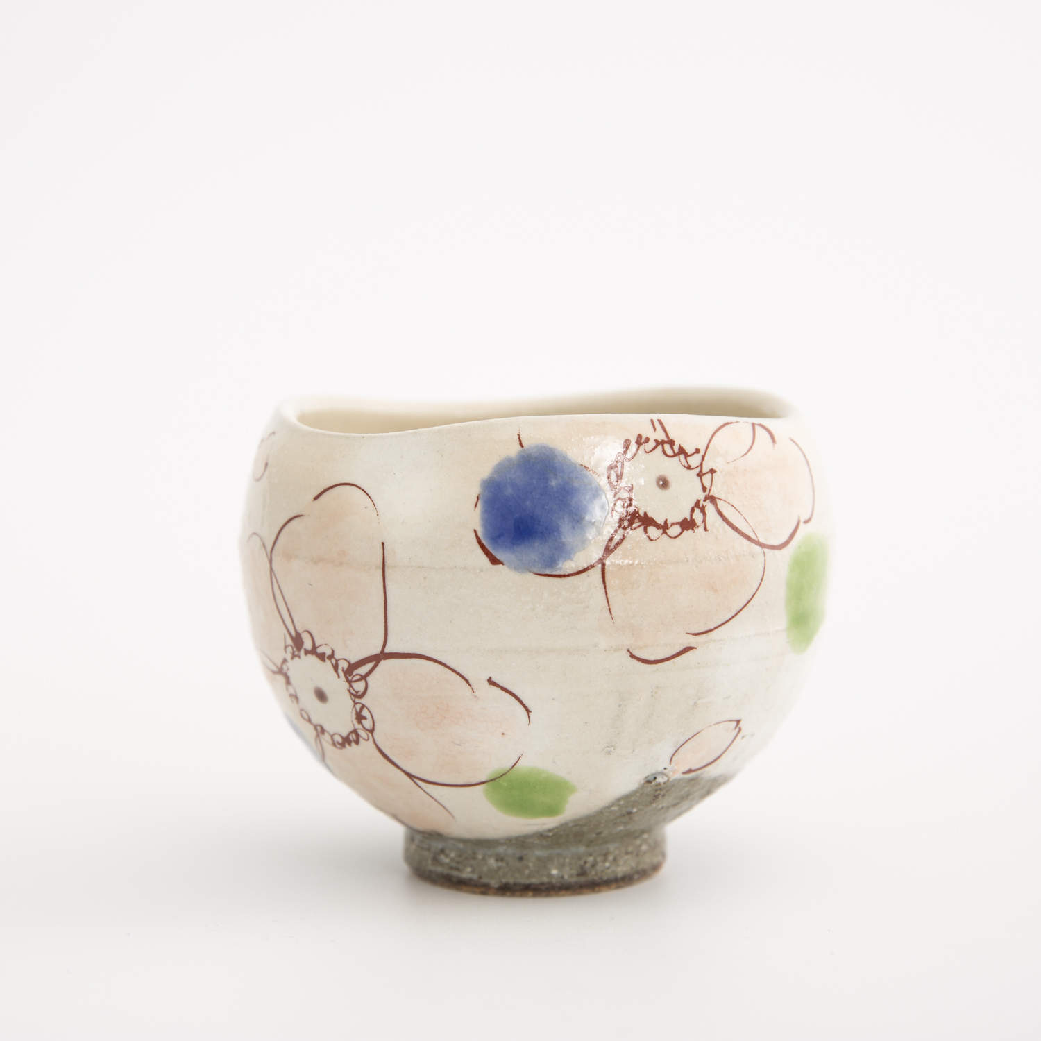 日本进口全手工茶杯-虚空藏窑URARA花语系列九谷烧白底手工杯