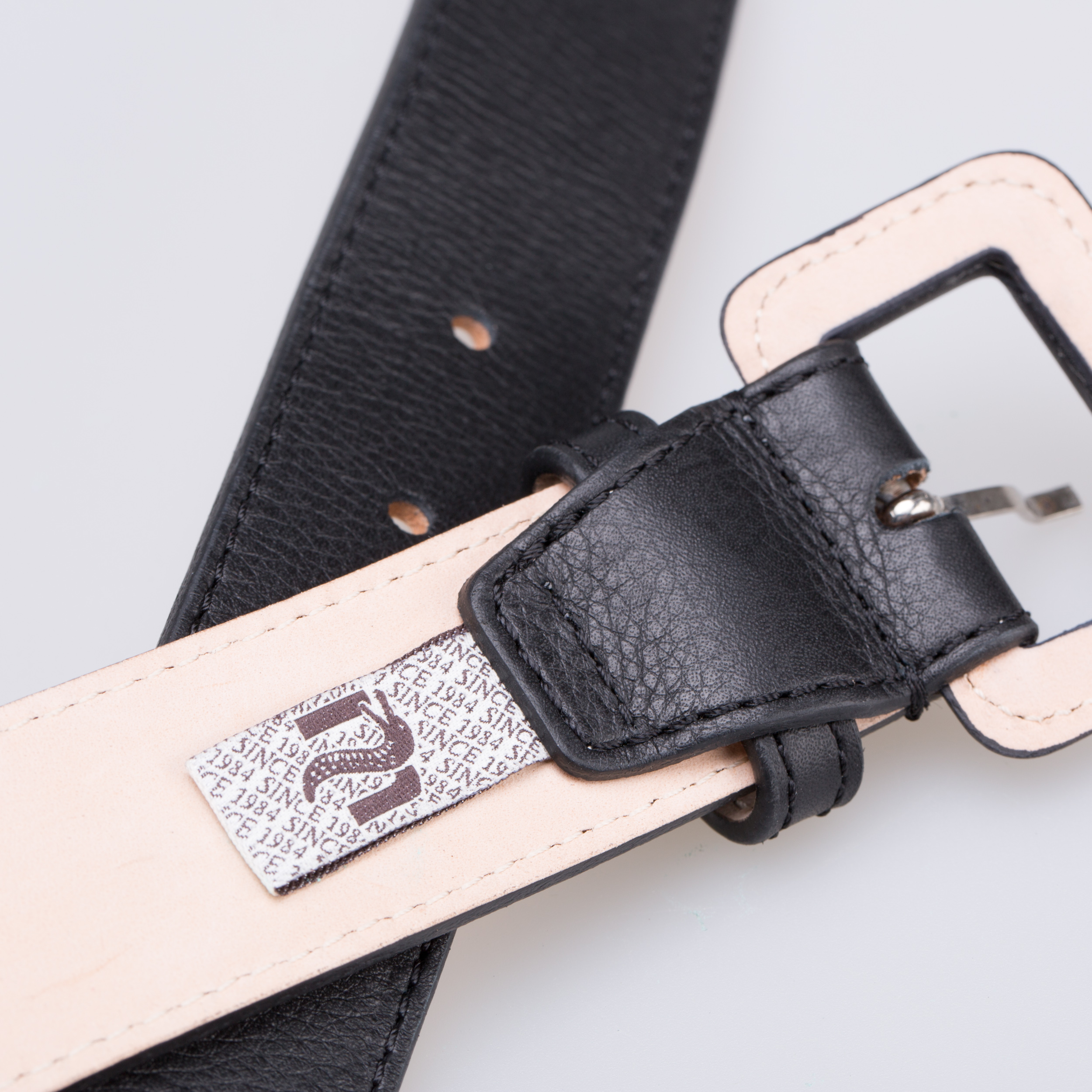 意大利进口潮牌腰带-Martinica方形包皮革皮带头皮带