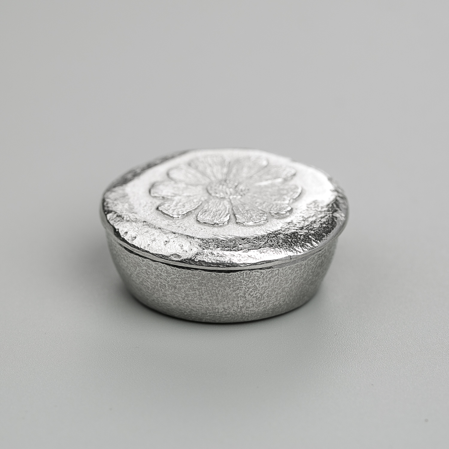 英国进口锡盒-Lancaster and Gibbings小花锡制小盒