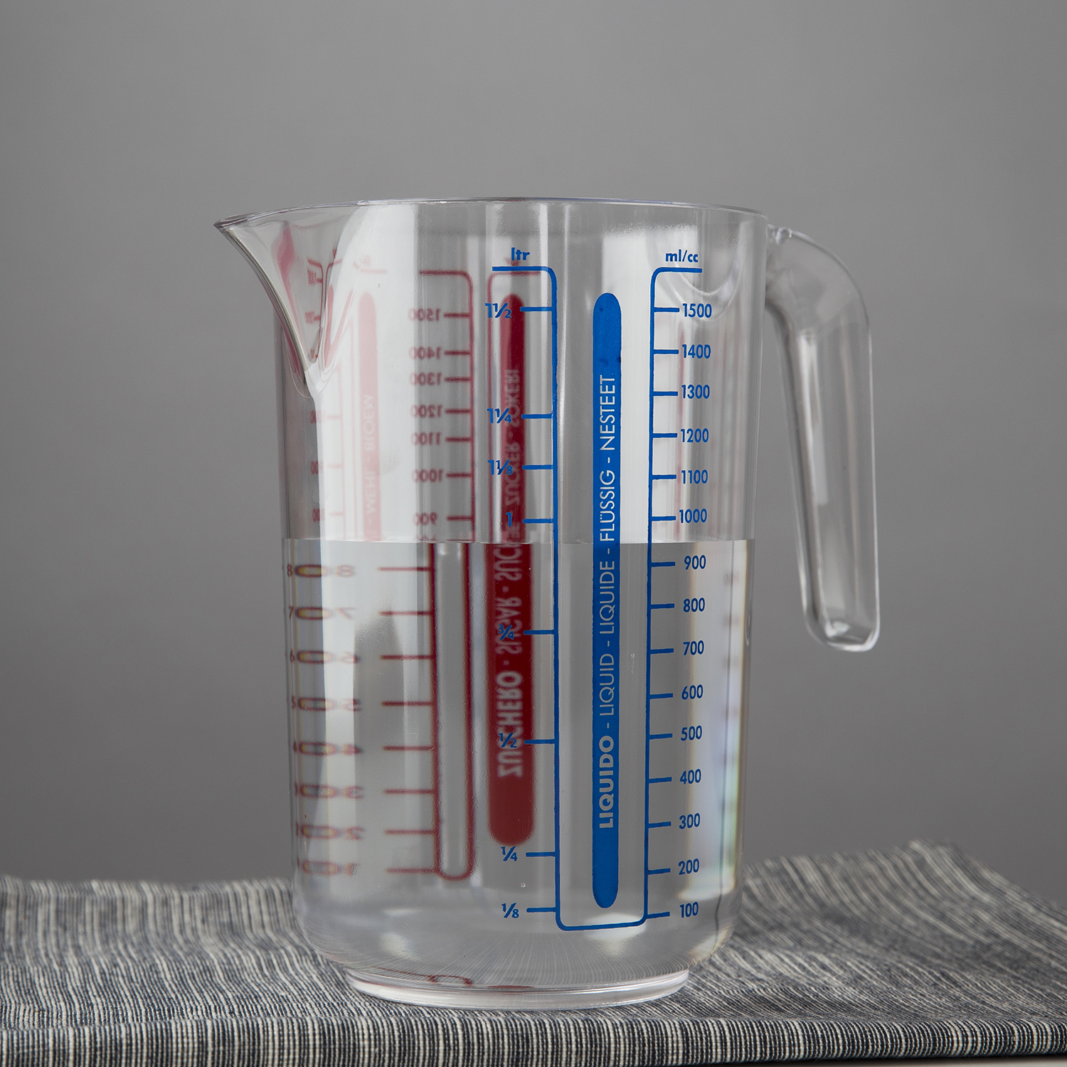 意大利进口防滑刻度水杯-Cosmoplast防滑刻度水杯