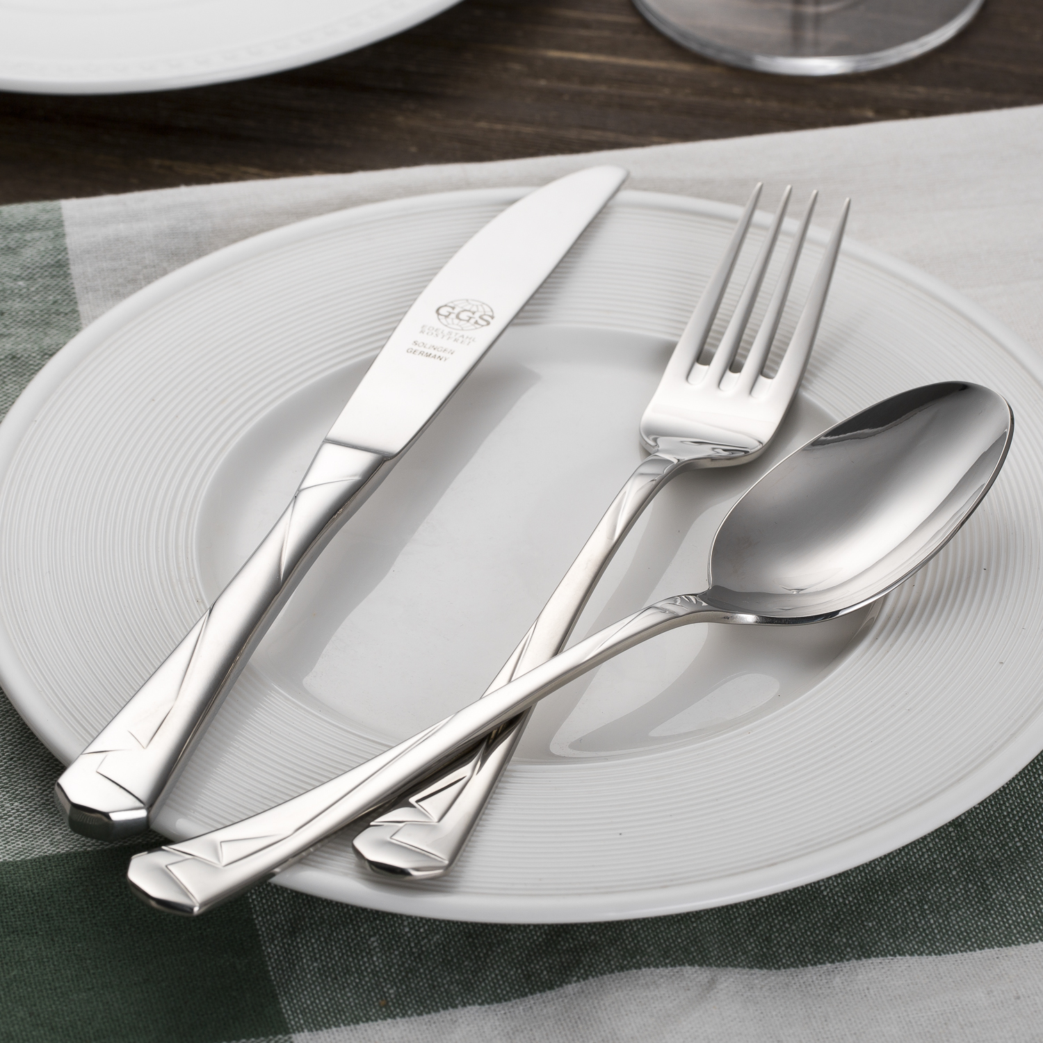 德国进口不锈钢儿童餐具套装-GGS不锈钢餐具套装Bianca高品质不锈钢立体折页设计