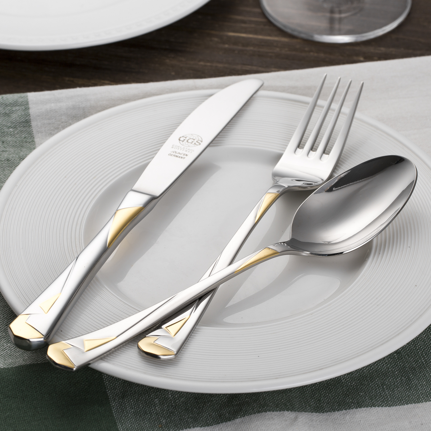 德国进口不锈钢自助餐具-GGS不锈钢餐具套装Bianca高品质镀金立体折页设计