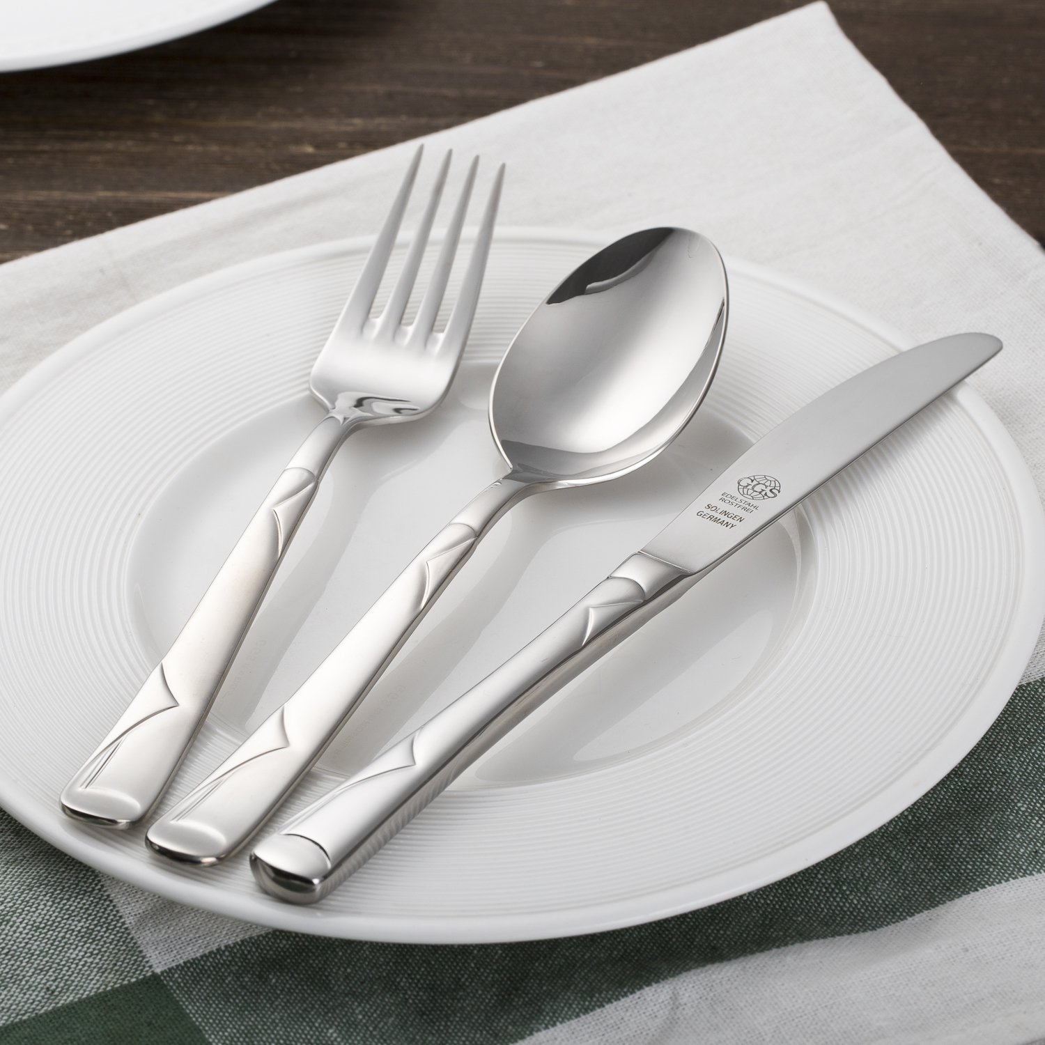 德国进口礼品套装餐具-原装进口礼品套装餐具-GGS高端不锈钢餐具套装Julia精致立体翻页图案