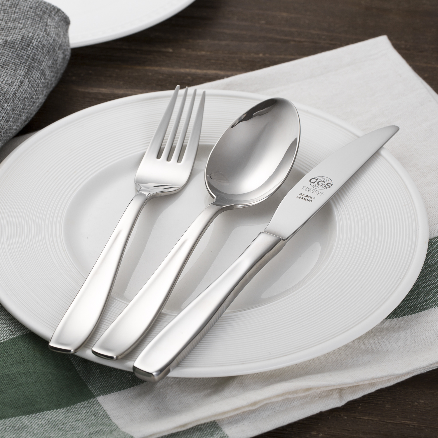 德国进口不锈钢餐具厨具-GGS不锈钢餐具套装Flora高品质不锈钢简约风设计