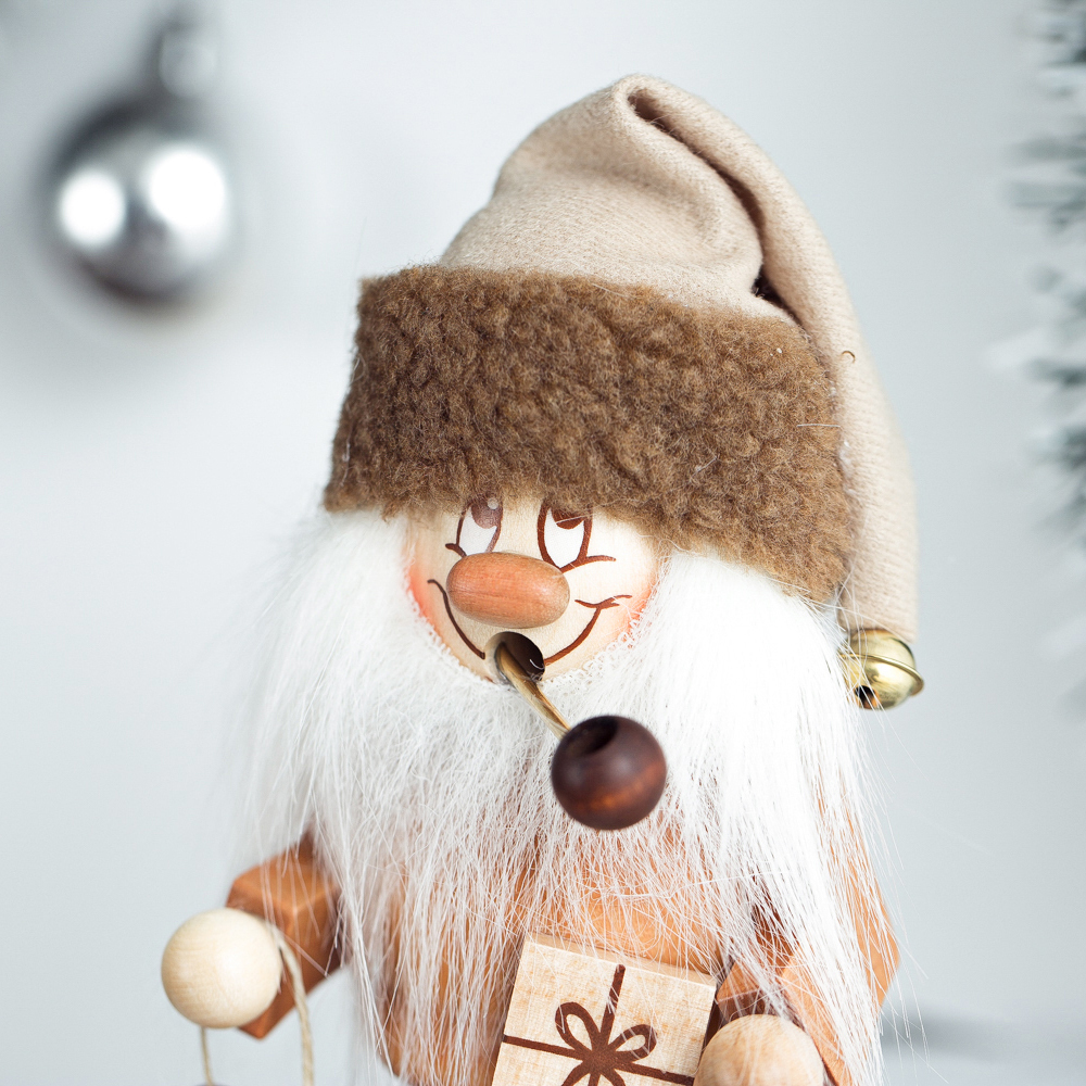 德国进口香薰工艺品-Christian Ulbricht“拿礼物的圣诞老人”香薰木偶