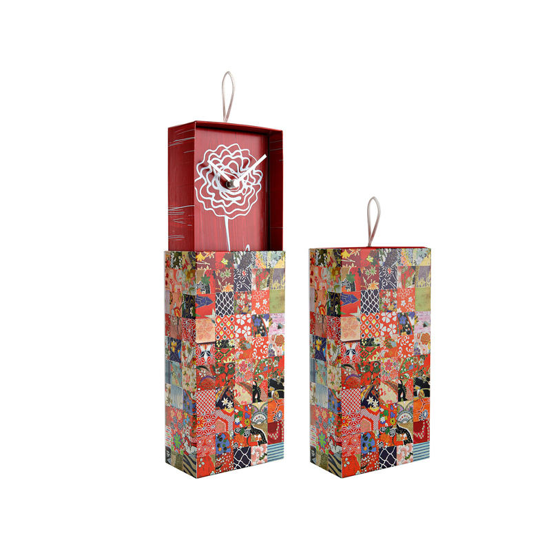 意大利进口创意钟表-CREATIVANDO藏在盒子里的钟表 现代彩绘 意大利进口创意钟表-CREATIVANDO藏在盒子里的钟表 现代彩绘