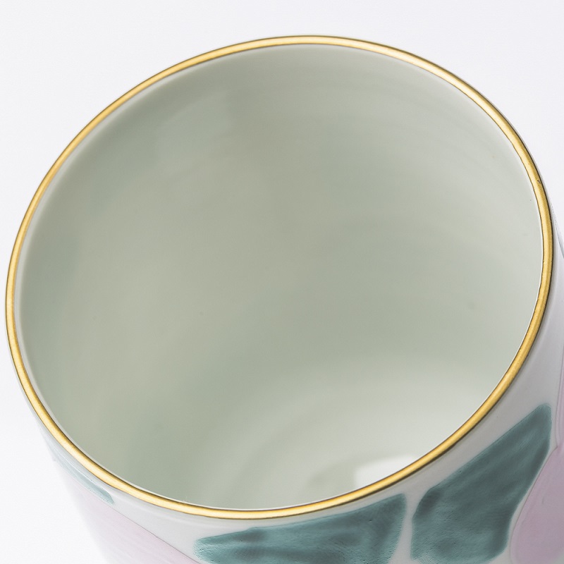 日本进口瓷茶杯-Kayori纯手工京烧清水烧彩绘白椿陶瓷长形茶杯